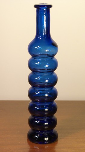 Cobalt blue ribbed bulb glass - blue,