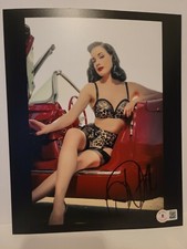 **DITA VON TEESE SIGNED 8X10