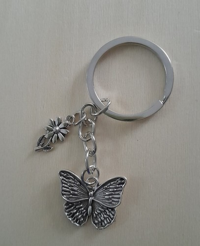 Butterfly with flower keyring - with,
