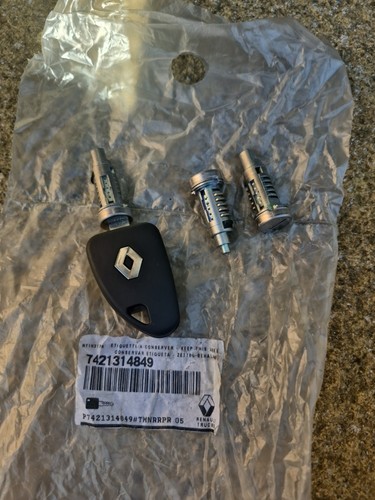 Renault truck premium lock - renault, truck,
