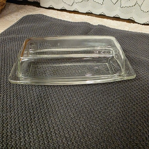 Pyrex butter dish - dish, 72-b