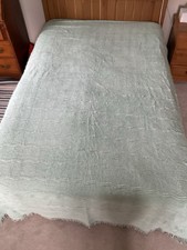 Candlewick Bedspread 100% Cotton with Fringe .VeryGood Condition