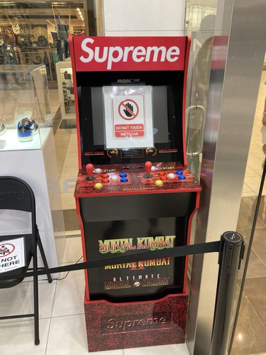 Supreme mortal kombat arcade - mortal,