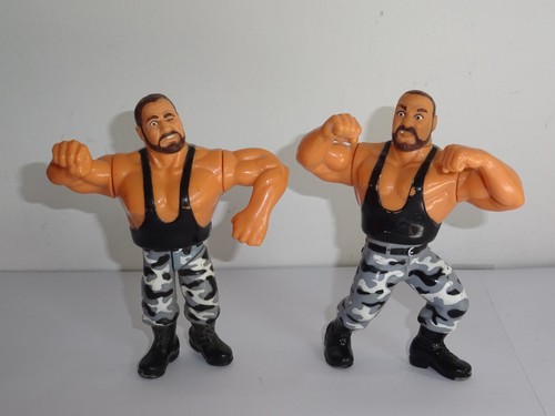 Lot wwf hasbro figures - of, 2