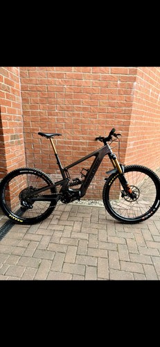 Santa cruz bullit - santa,