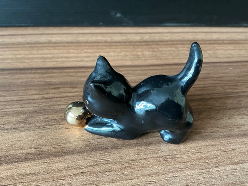 Vintage ceramic black cat