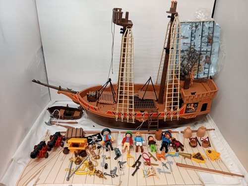 Playmobil 3750 pirate ship - pirate,