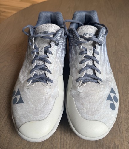 Yonex power cushion - aerus, z2