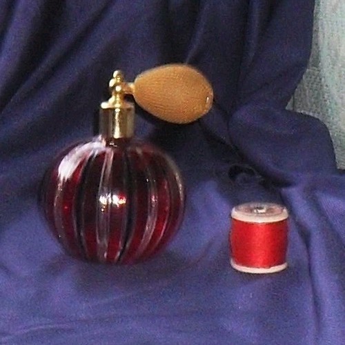 Vintage red stripe glass - , scent