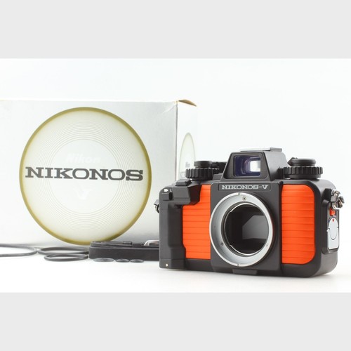 Almost mint box - mint, nikon