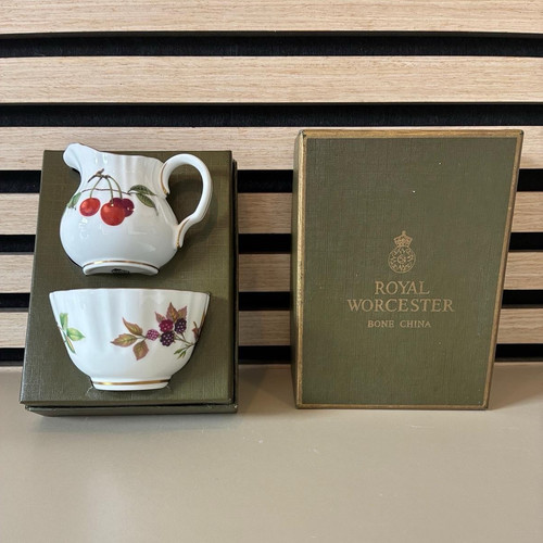 Royal worcester bone - royal,