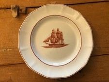 Vintage Wedgwood Georgetown Collection - 'Flying Cloud' 10.5" dinner plate