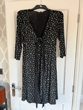 Gap Maternity Black & Flower