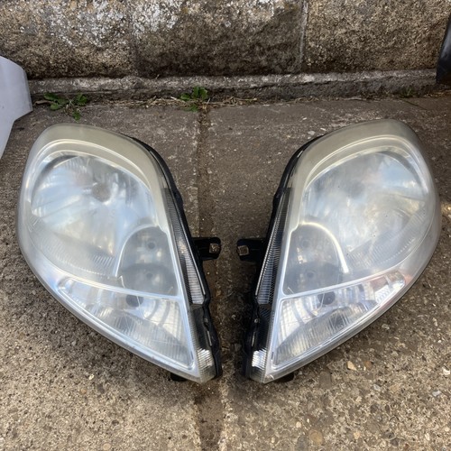 Renault traffic headlights - renault,