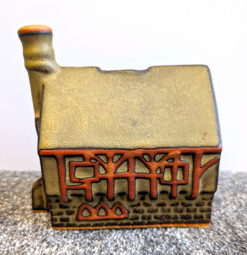 Tremar pottery money - pottery, box