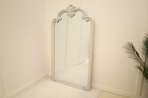 Concrete ornate arched leaner - arched,