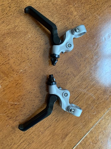 Brompton folding bike l - folding, r