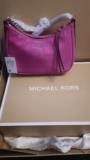 Michael Kors Jet Set Charm