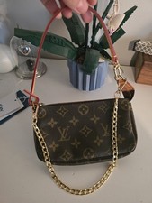 Louis Vuitton Mini Pochette