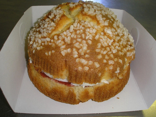 Home made round victoria - home,