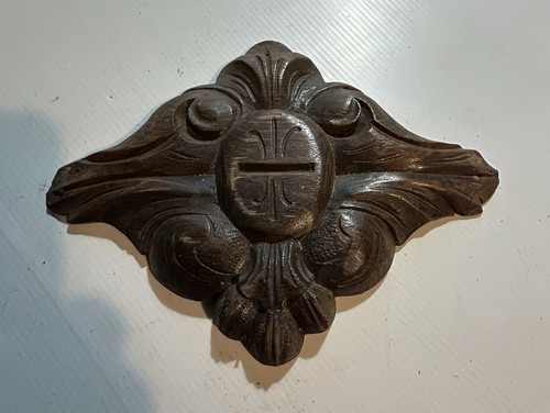 Antique molding center piece - antique,