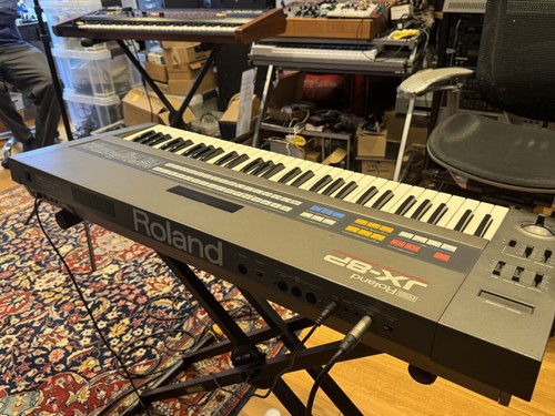 Roland polyphonic - roland,