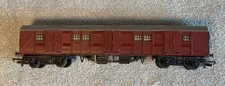 R226/7 Tri-ang Maroon  OO