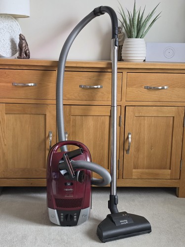 Miele s6220 compact cat - c2,