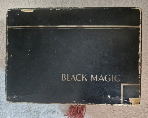 Vintage black magic chocolate - black,