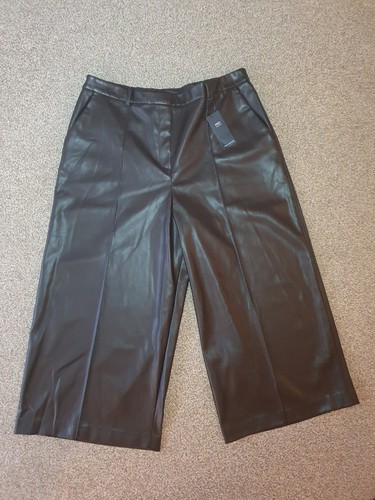 Faux leather chocolate - m, s