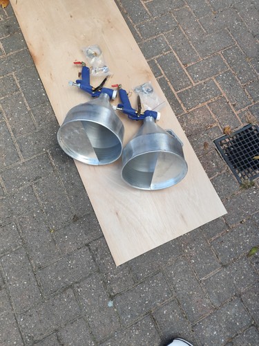 Air hopper spray - hopper, gun