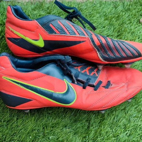 Nike total football boots - 90,