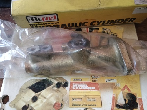 New brake master cylinder - new,