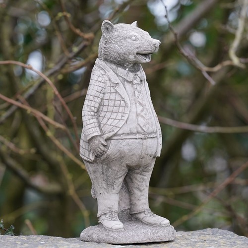 Badger stone statue wind - statue, |