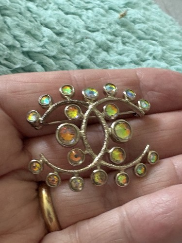 Chanel brooch - brooch, cc