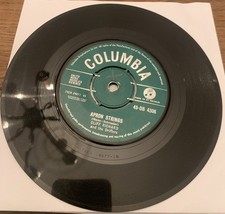 CLIFF RICHARD - Apron Strings / Living Doll Single Schallplatte 7“ ( COLUMBIA)