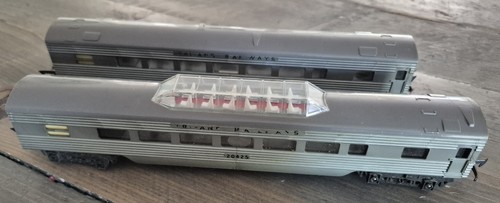 Tri ang r24 - carriages, x