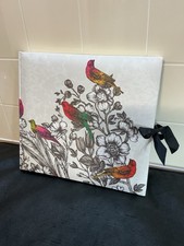 PAPER CHASE TRADITIONAL PHOTO