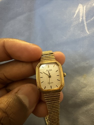 Vintage avia quartz watch - vintage,