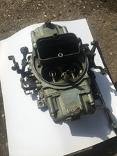Holley 750 double pumper carburettor