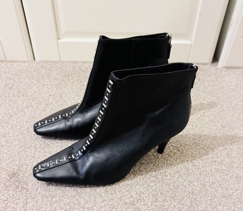 Zara high heeled leather ankle - high,