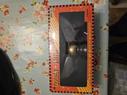 Harry potter golden snitch - harry,