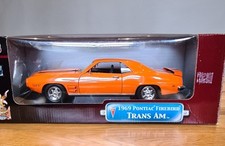 1969 Pontiac Firebird Trans Am Die-Cast Road Signature 1:18 Scale