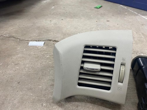 Genuine toyota estima - ac, vents