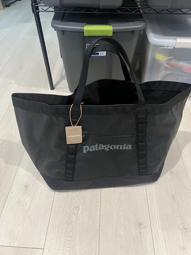 New patagonia bag - new,
