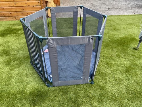 Lindam metal playpen - lindam,metal,, room
