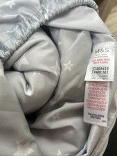 Marks& Spencer Coverless Duvet Single with matching Pillowcase/Storage Bag 10.5 