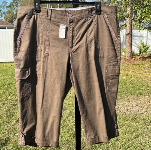 Nwt gloria vanderbilt capri - nwt,