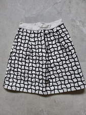 H&M Trend Edition black and white patterned fitted short mini skirt Size 6