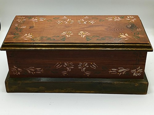 Old painted gilded pine wood - old,